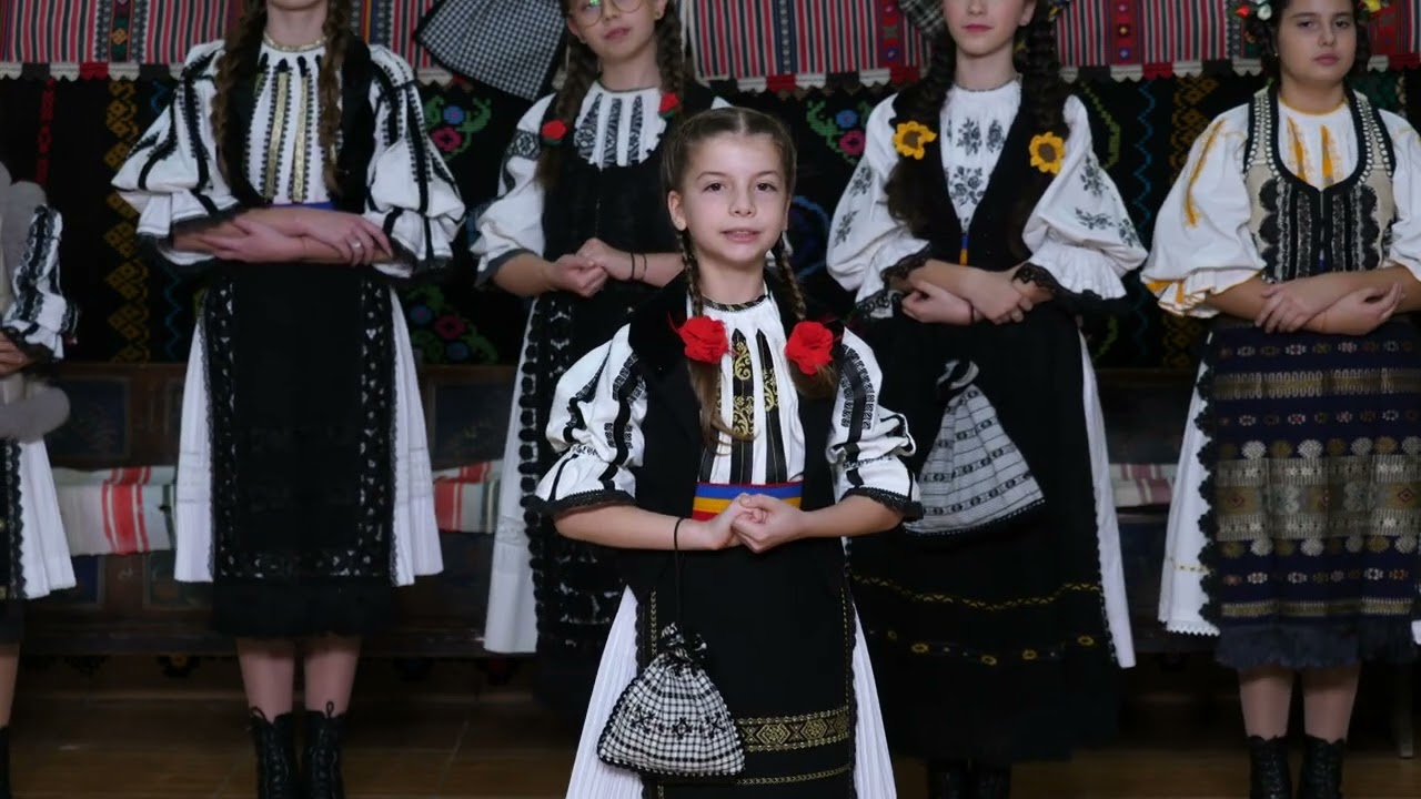 ANTONIA GURGUI   COLINDA   Scoala, scoala Domnu i bun