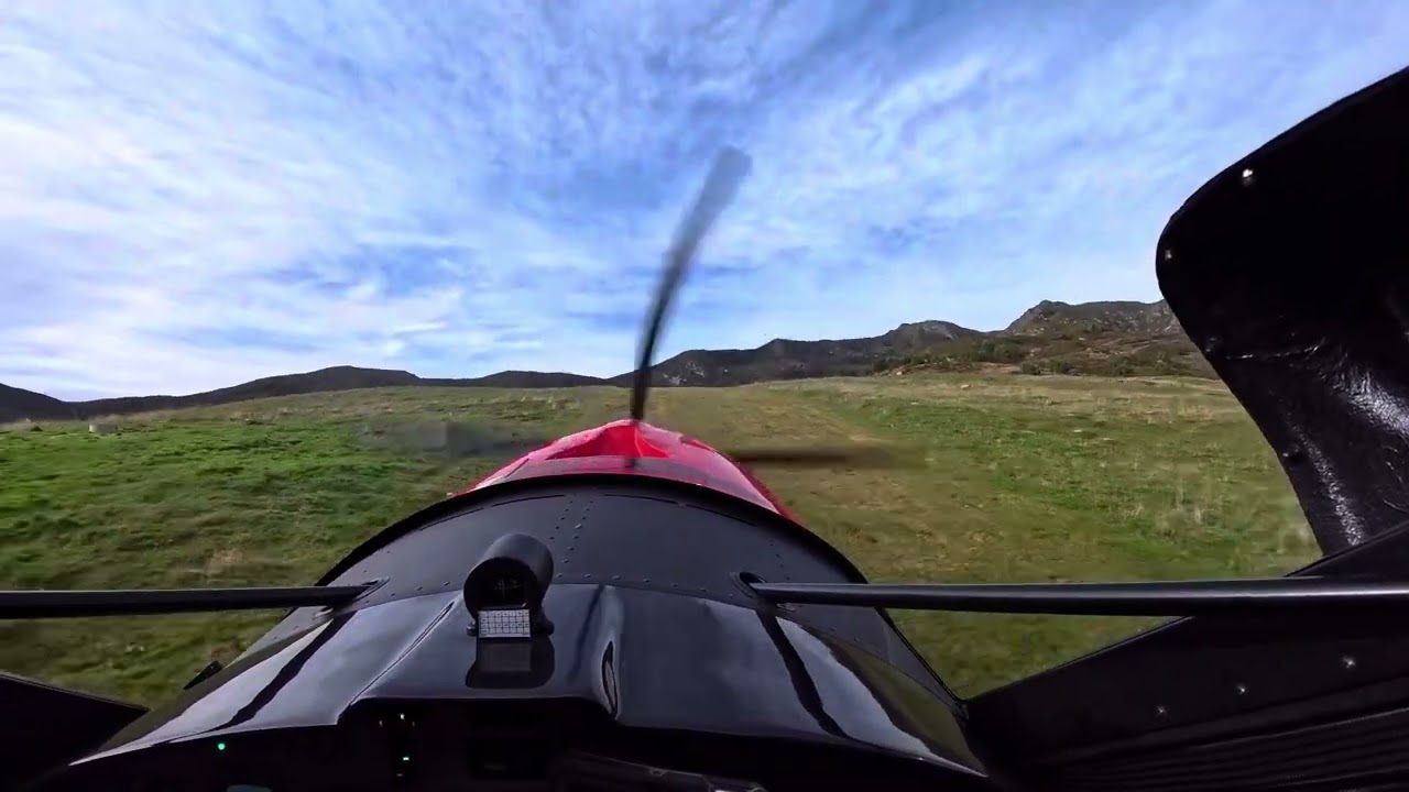 Groppo G70 Enduro Approach and landing at Meggiana Altiport, Italian Alps