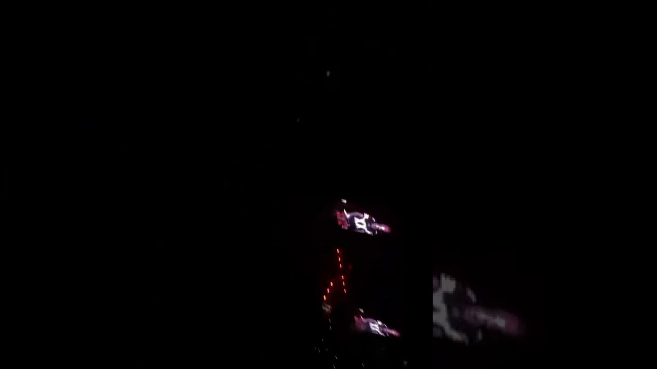 #mgk #EST #cleveland #mainstreamsellouttour #firstenergystadium #zipline