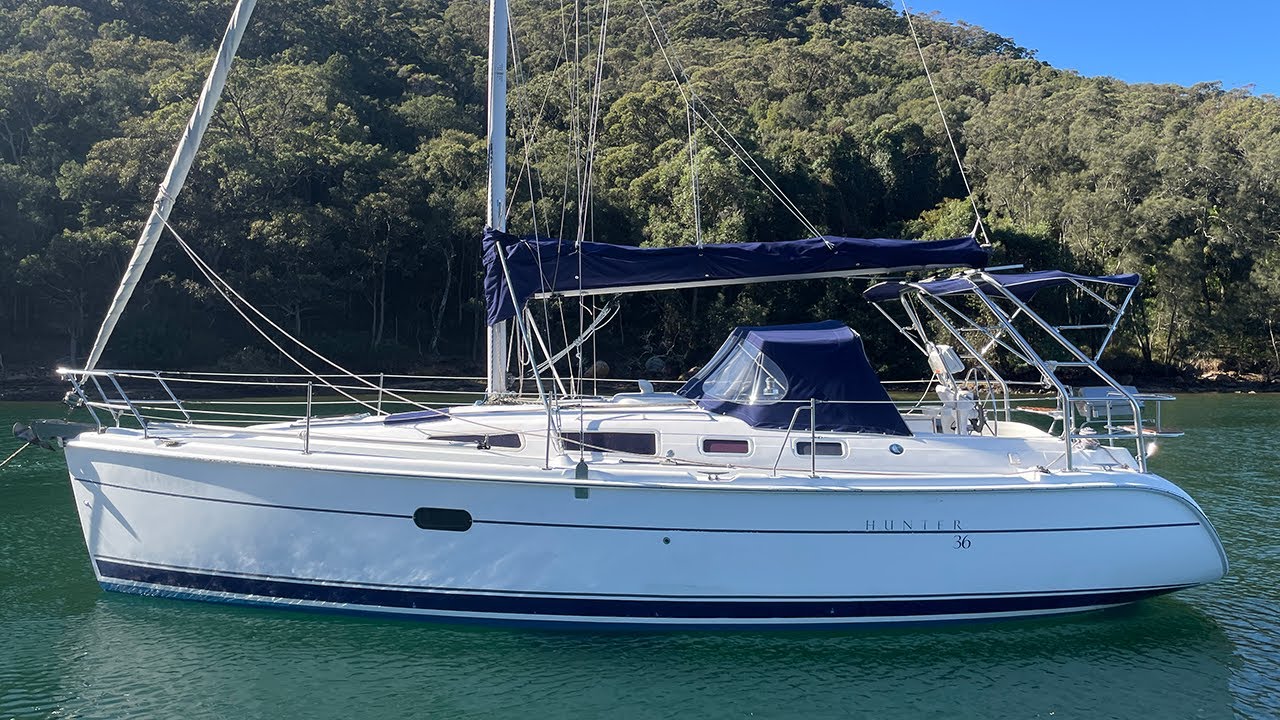 Hunter 36 'Trilergy'