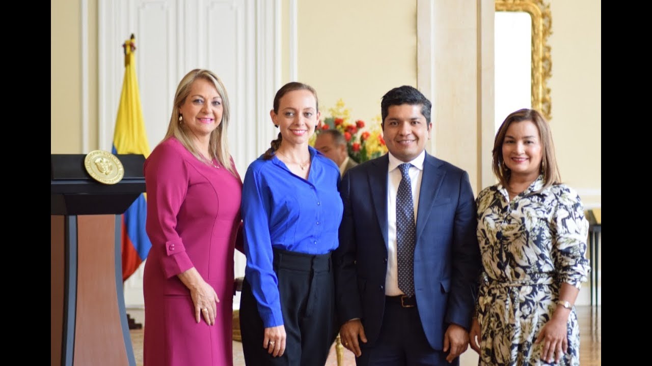 Socialización Ley de MIRA para Vendedores Informales: (Casa de Nariño)