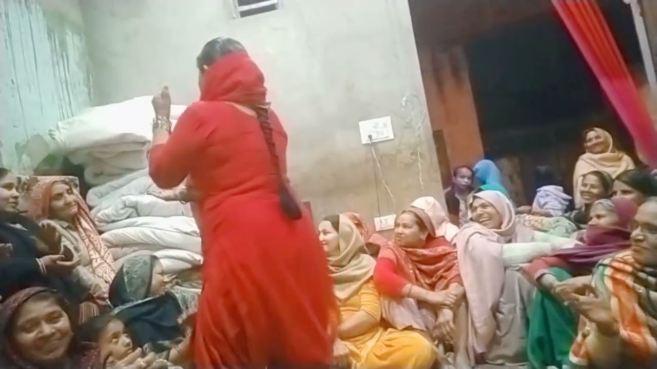 Bhole ka bhajan. Agwanpur ki mandli 