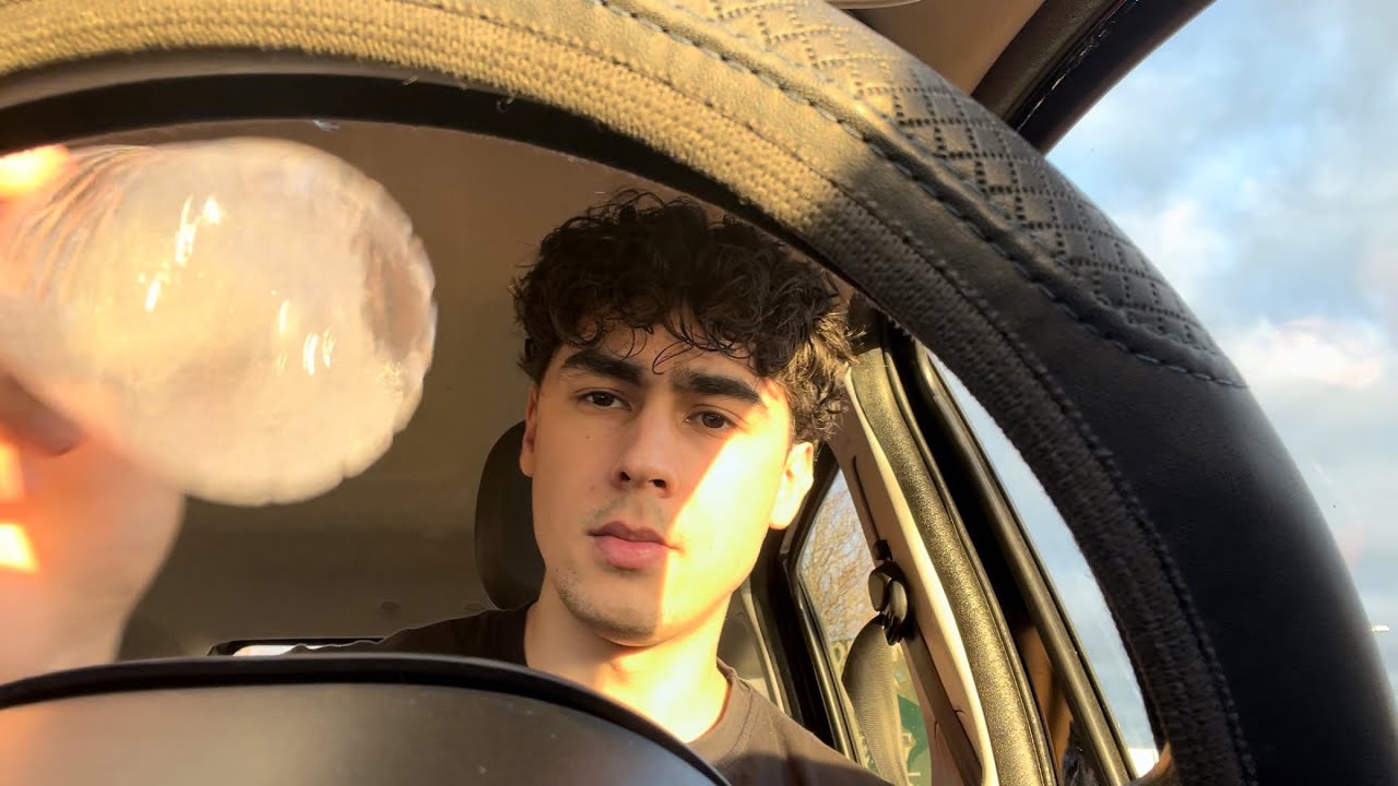 Lofi ASMR in the car (Rambling & Hand sounds)