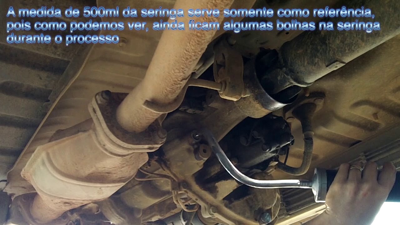 Troca fluidos transmissão manual Pajero TR4 (3/4)