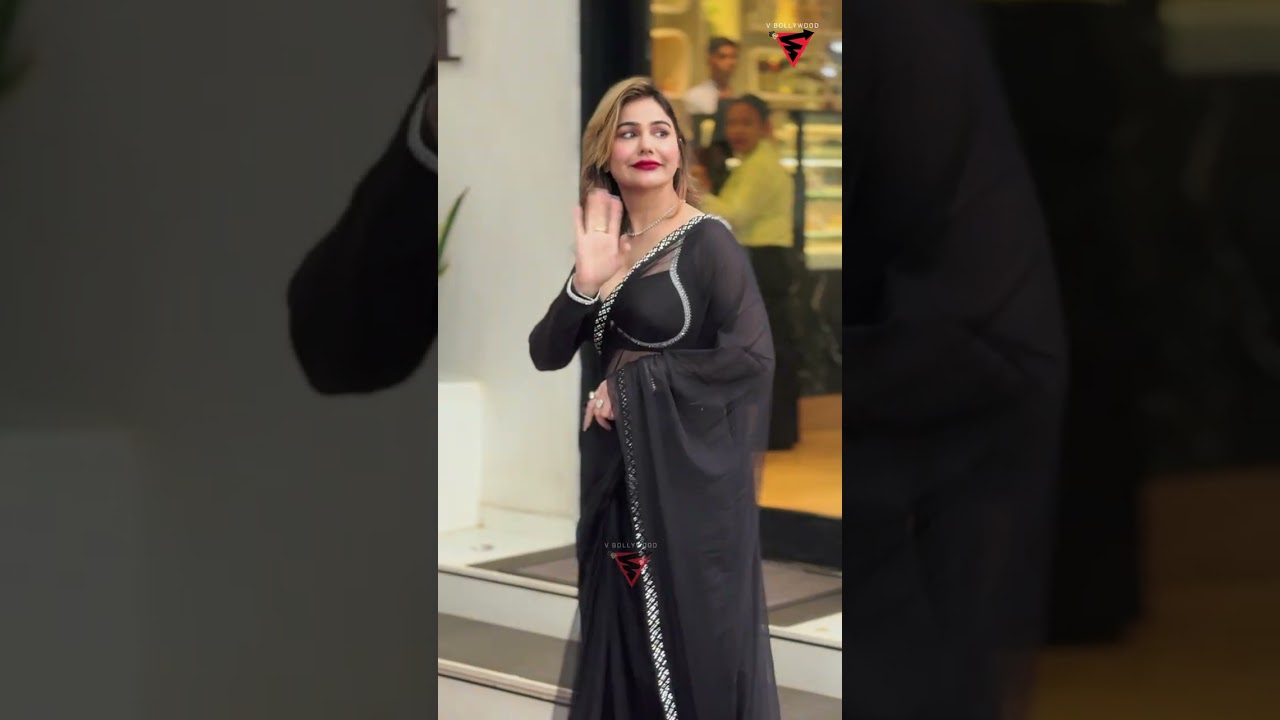 Kangna Sharma Looks Stunning In Black Saree At Juhu 💫🔥