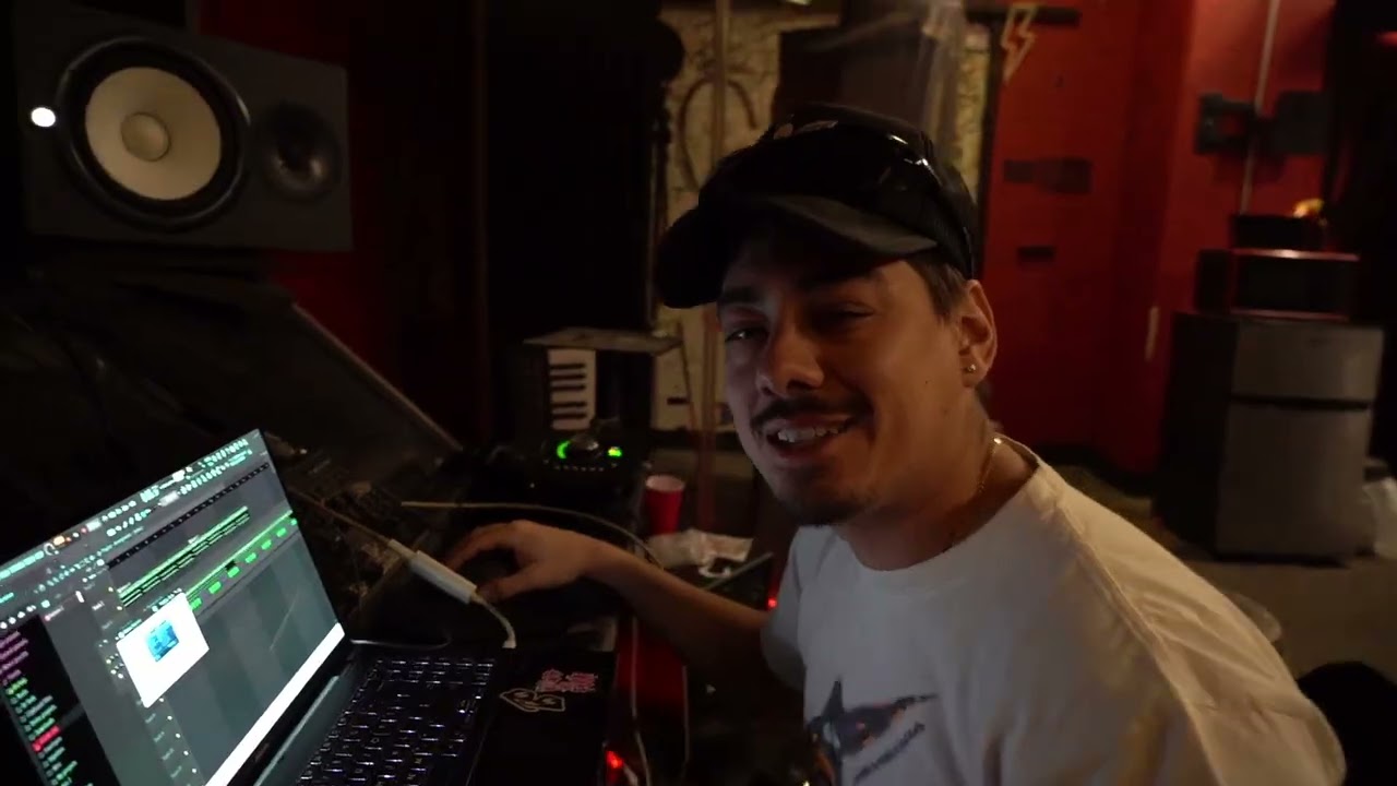 Producer Vlog; Chicago making beats with local producers