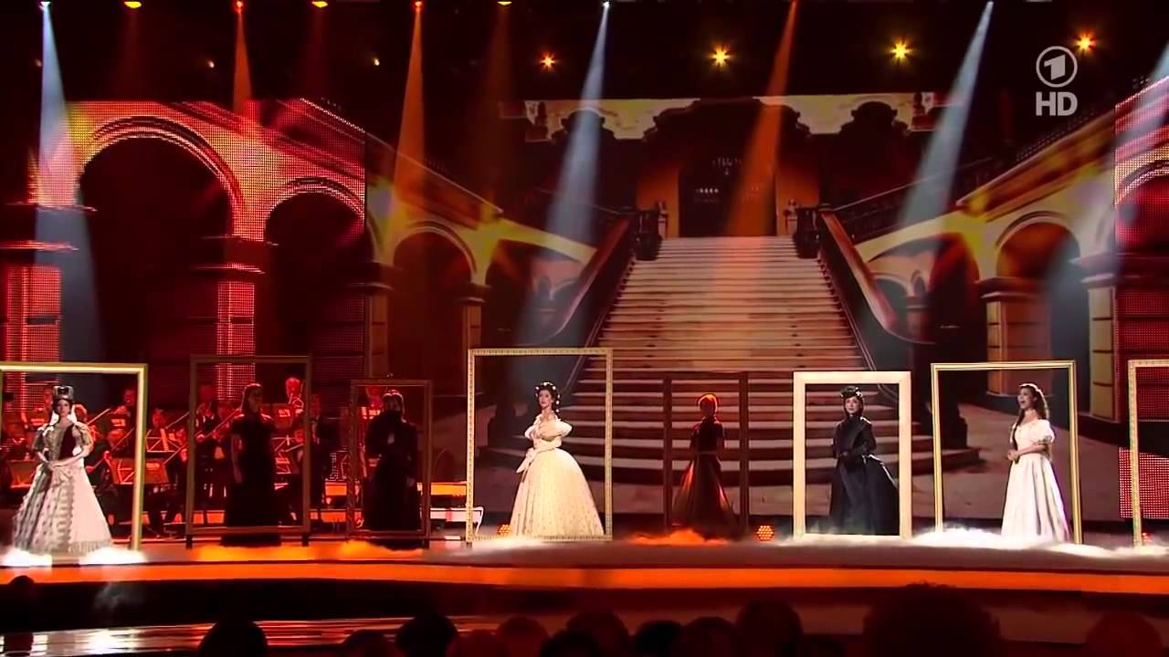 Elisabeth 20TH Anniversary x Ock Joo Hyun x Helene Fischer