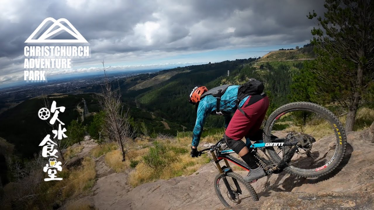 More Friends, More Fun! A Christmas Day on the Mountain Bike