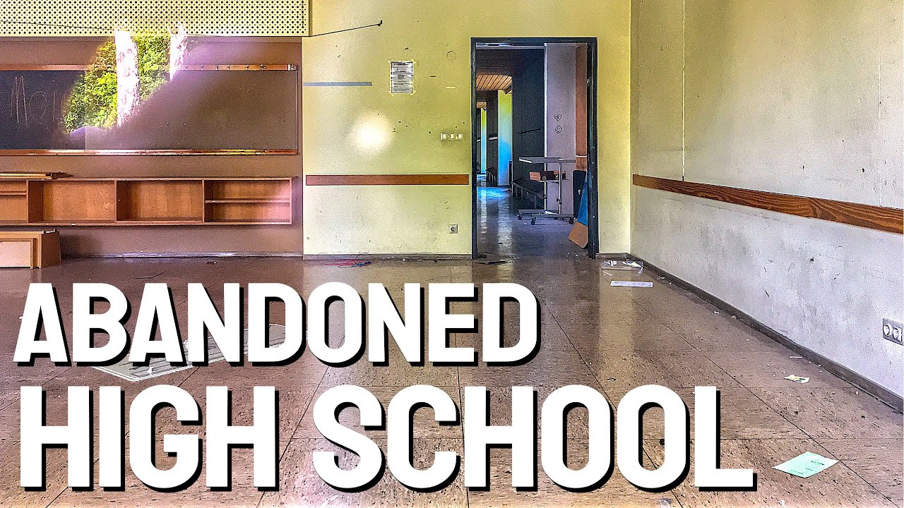 Abandoned 1995 High School — 90s Building Exploration