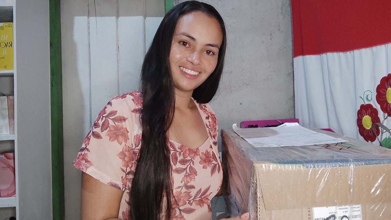 Abertura de caixa natura ciclo 18 meu primeiro pedido ☺️. 