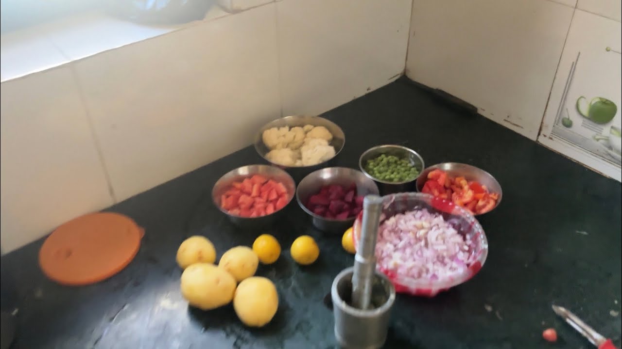 Aaj banye ge pavbhajiii🤤🤤|| पहली बार पाव भाजी बनाई 🙂