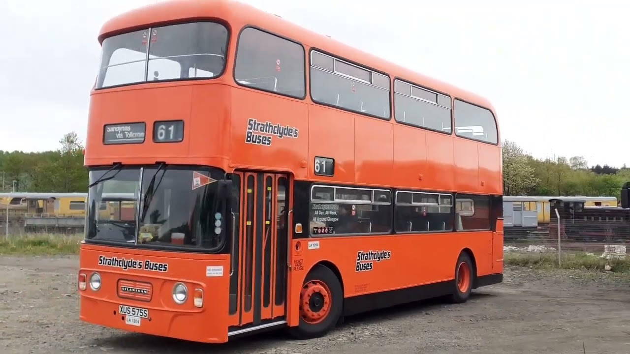 Buses at Fife Heritage Railway's Bus Bundle 2025