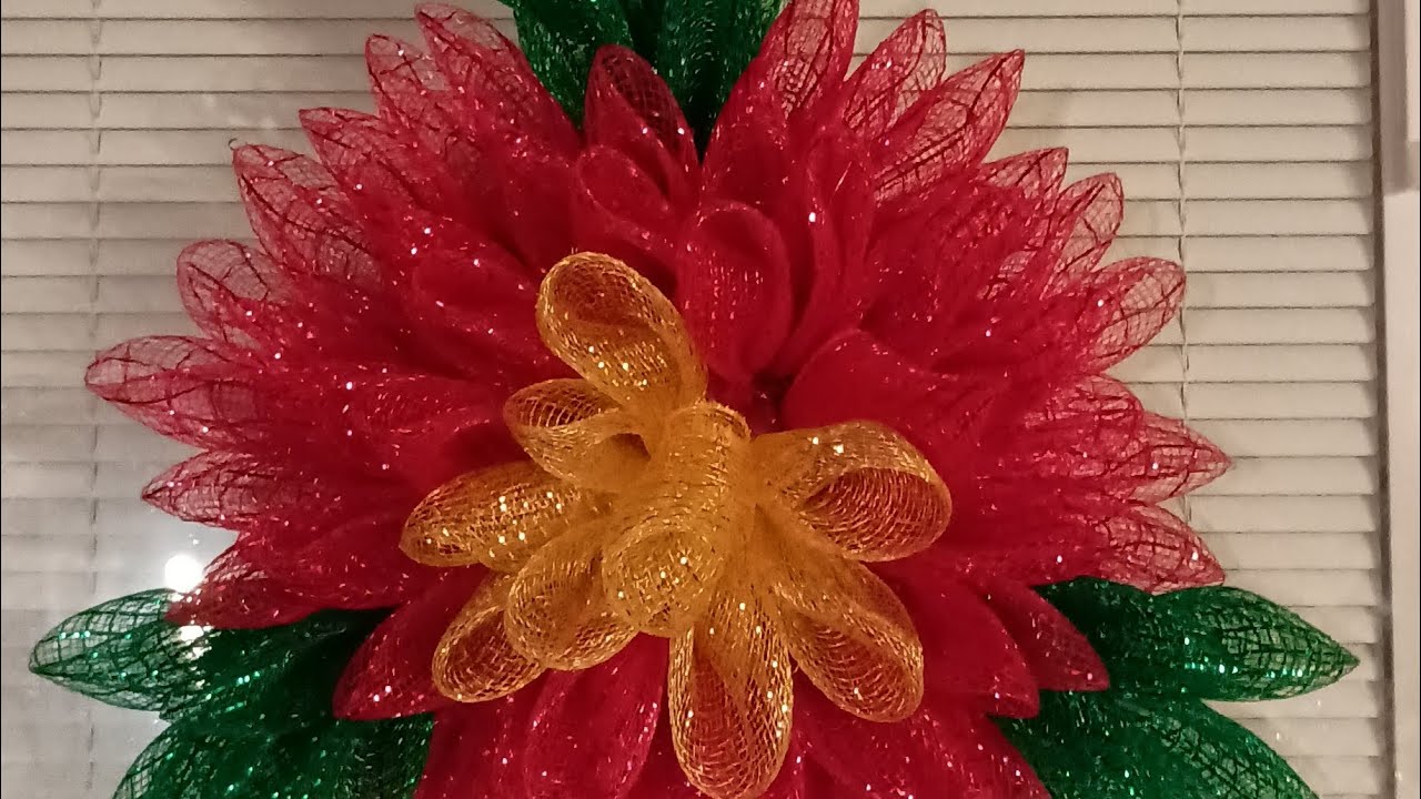 Poinsettia wreath petal technique