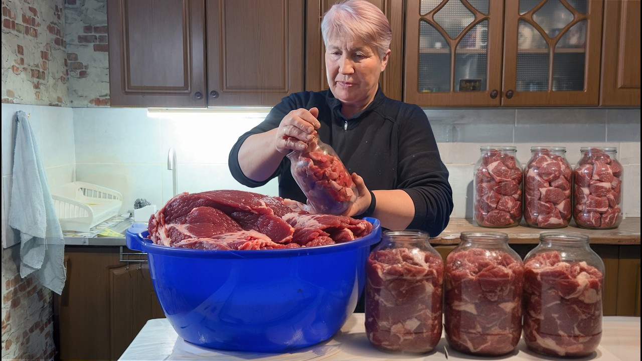 Traditional Meat Canning in Winter | Tushenka, Salo & Wood-Fired Cooking