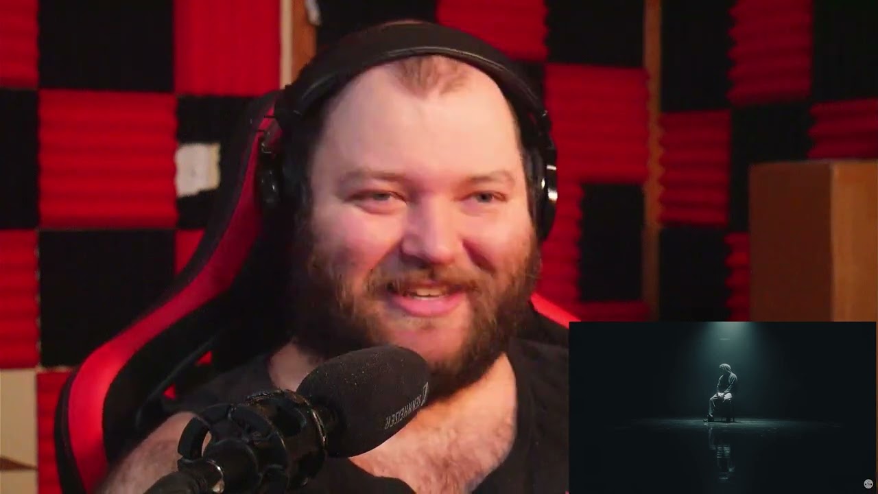 ROCKING OUT WITH THE MIC STAND IS AMAZING!!! Morning Reaction: Heavensgate - A Fawn Flayed