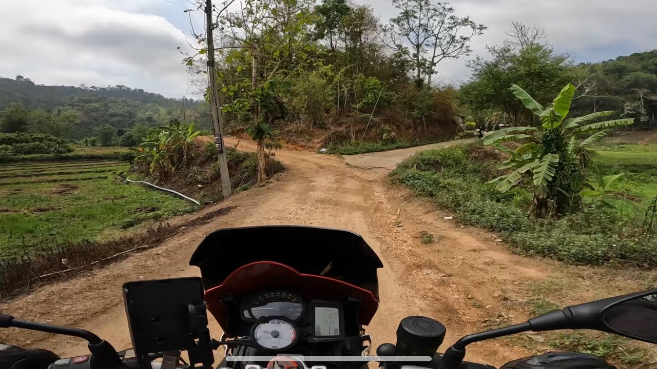 Fang to Chiang Khong . Big Bike Tours Thailand