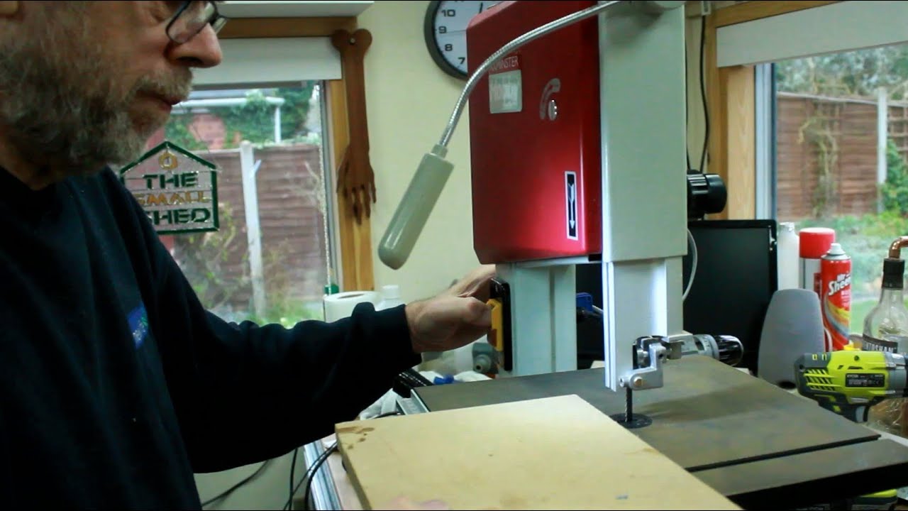 the small shed #300 - a light for the bandsaw