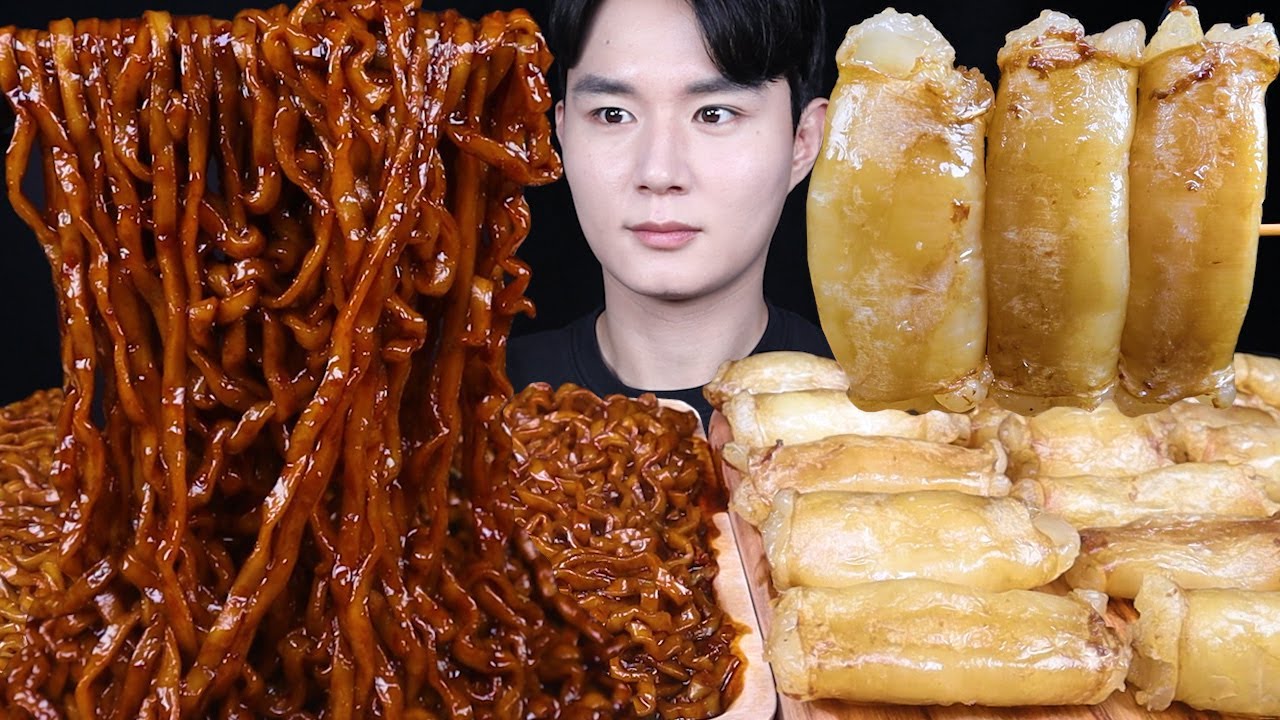 진진짜라 통대창 김치 대창 먹방ASMR MUKBANG SPICY BLACK BEAN NOODLES & BEEF INTESTINES 小腸 チャジャンラーメン eating sounds