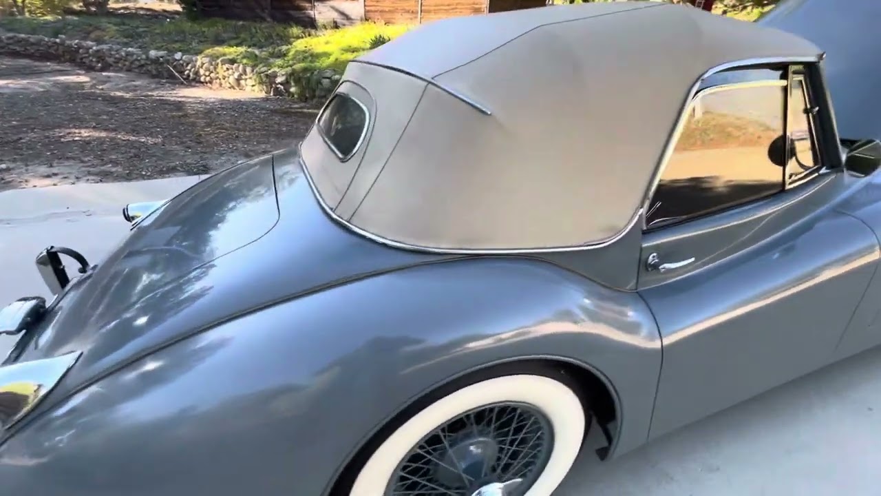 Original Jaguar 120 DHC Video