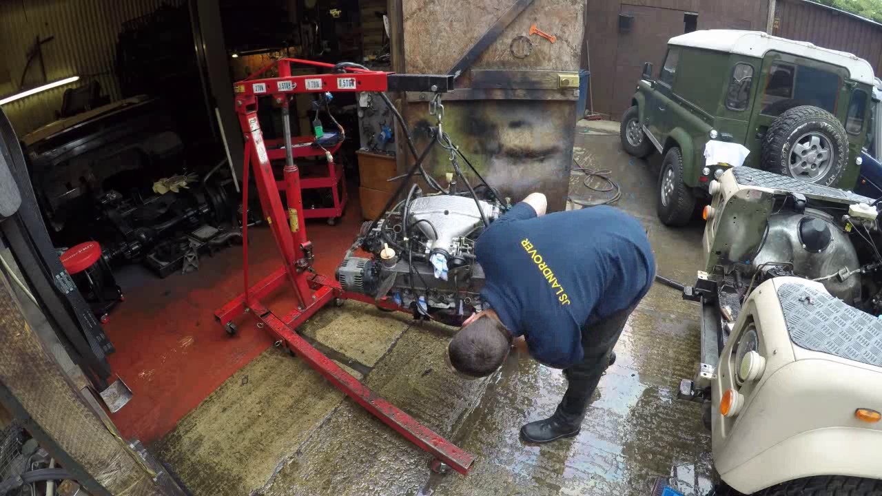 Jslandrover 300tdi defender 110 to 4.2 v8 auto conversion part 3