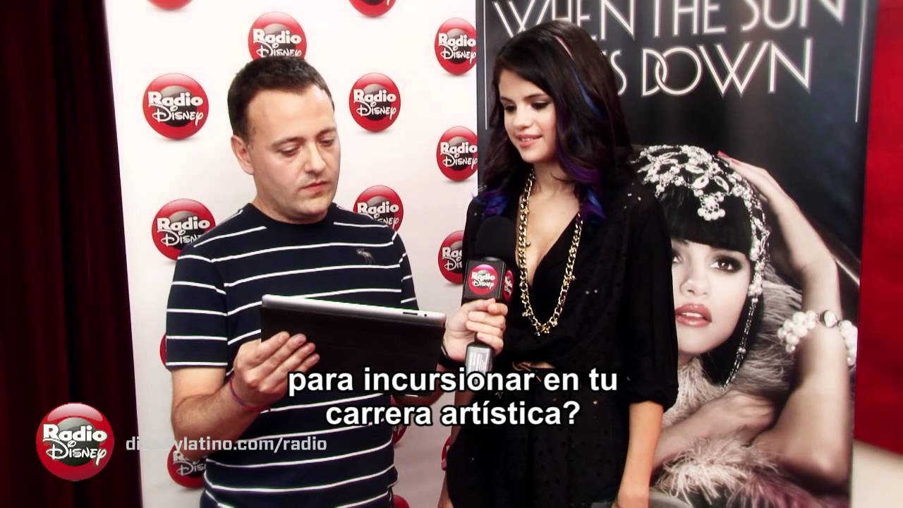 Selena Gomez: Los Fans Preguntan - Parte 2 - Radio Disney