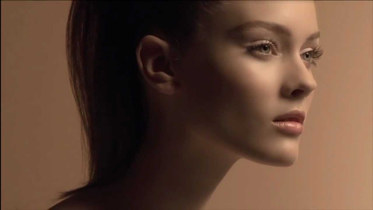 Monika 'Jac' Jagaciak - Chanel - Perfection Lumière