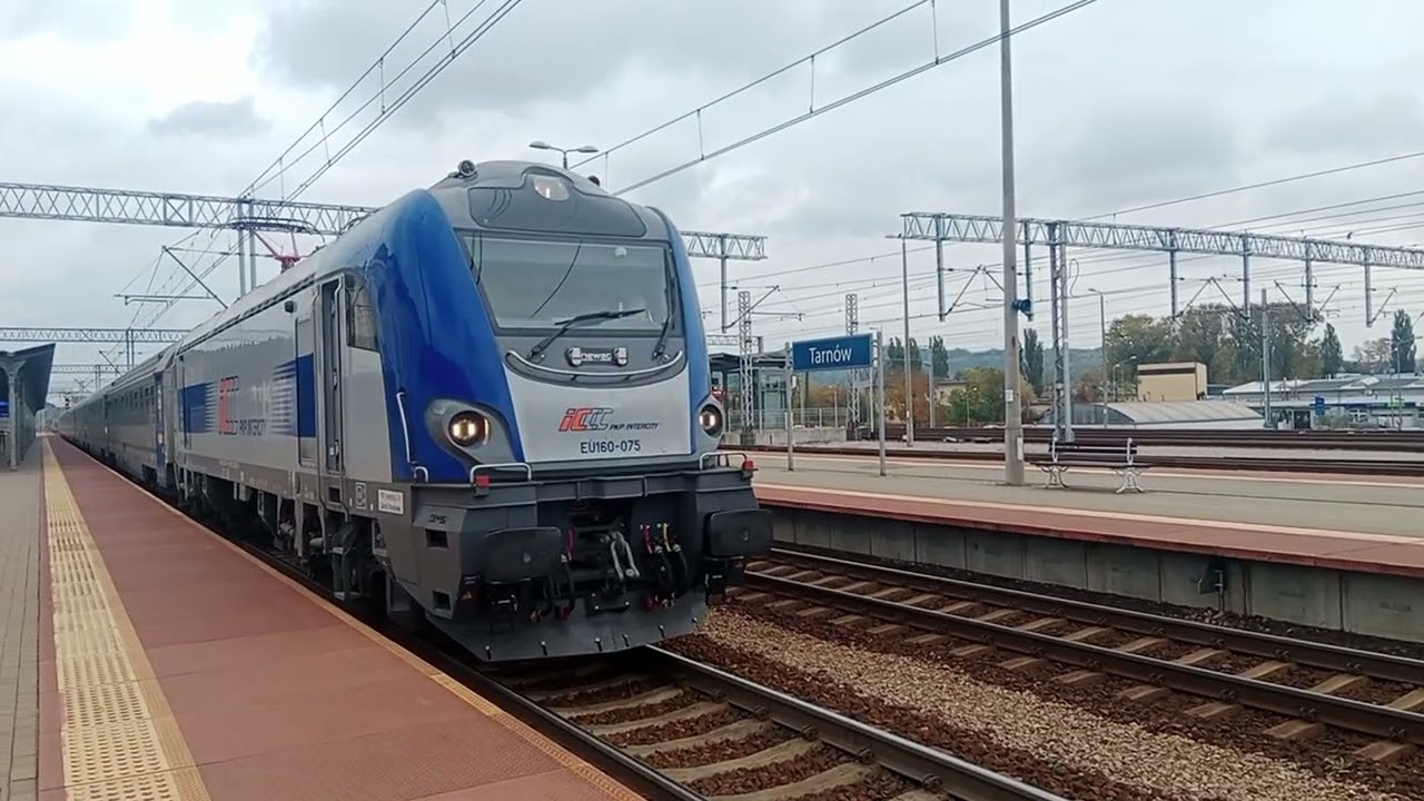 EU160-075 z IC ŚLĄZAK do Poznania Gł. zatrzymuje się na stacji Tarnów 14.10.2025