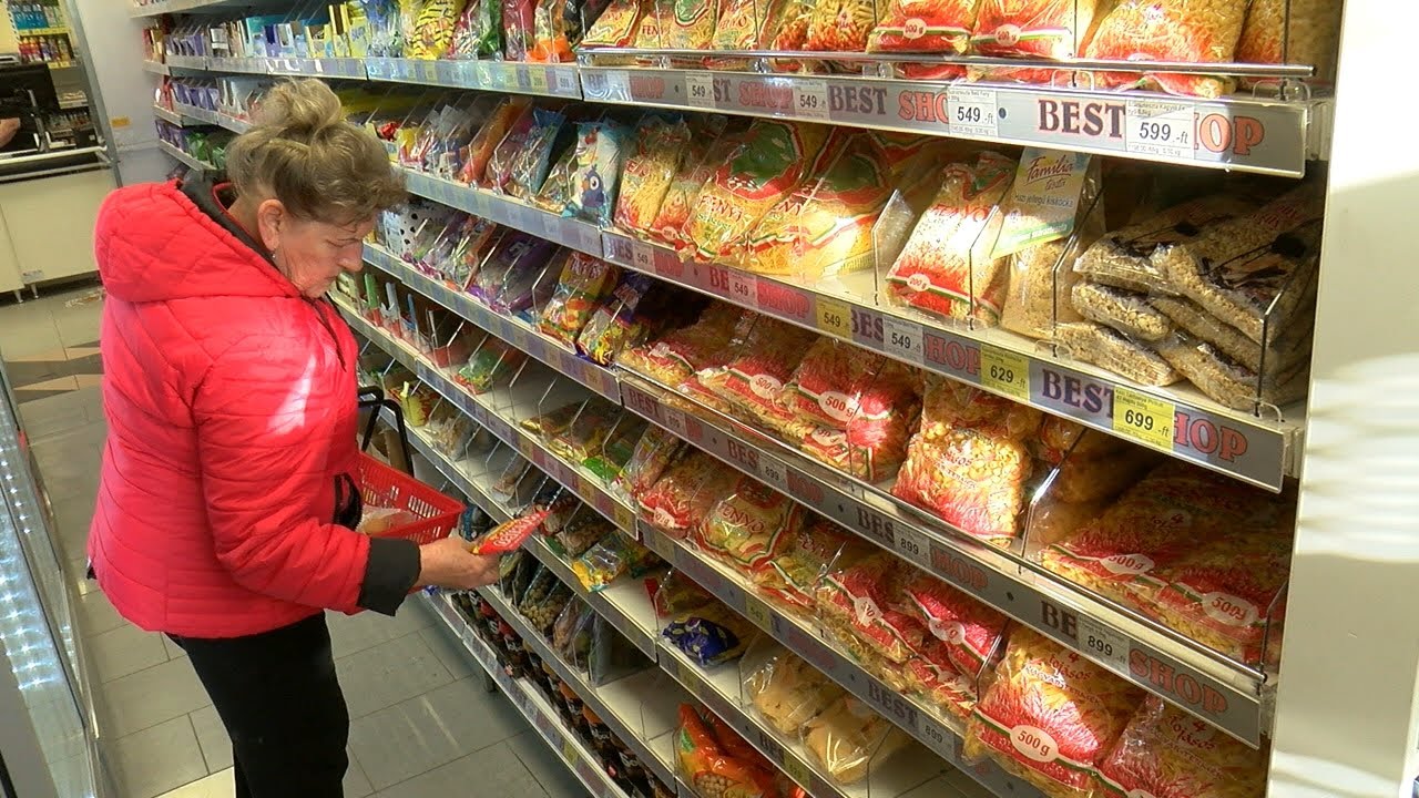 Rengeteg &eacute;lelmiszer &aacute;ra emelkedett meg