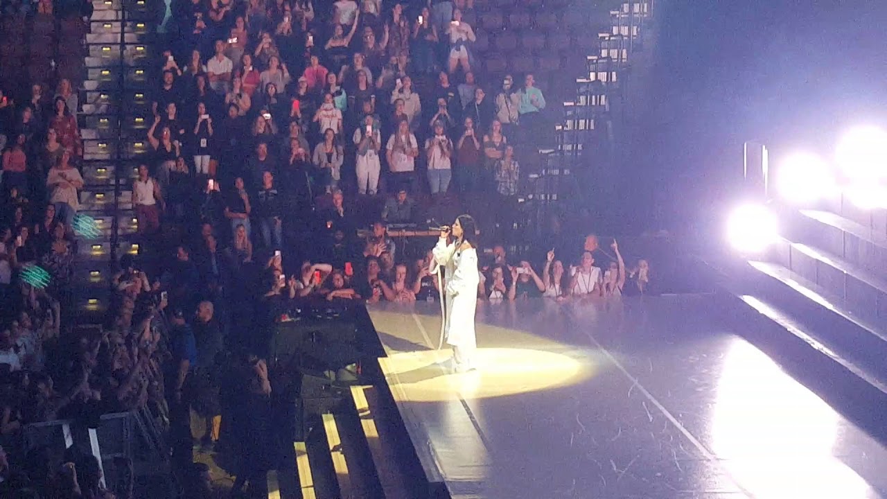 Halsey - HFK Tour 2017 w/G-Eazy