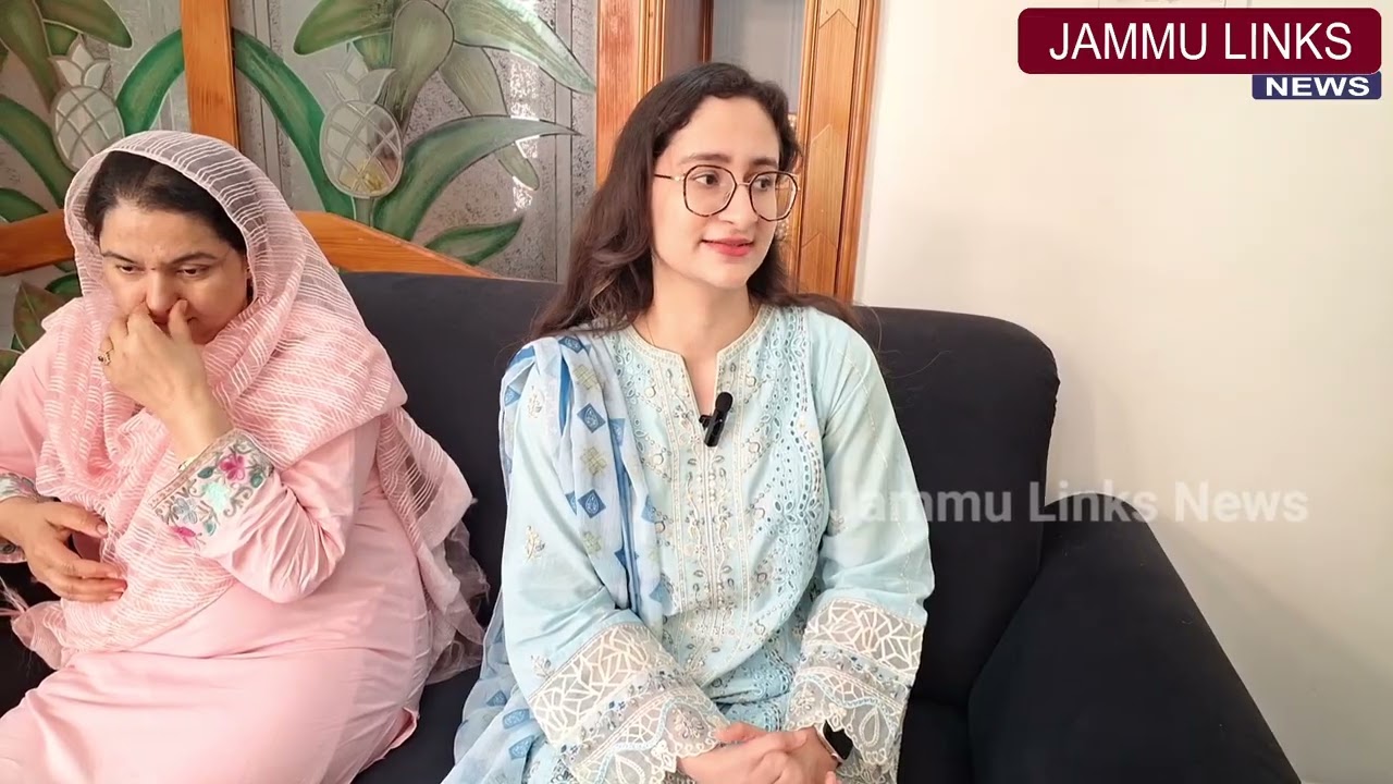 Dr Koh-e-Safa from Jammu Cracks UPSC, Shares Message for Aspirants