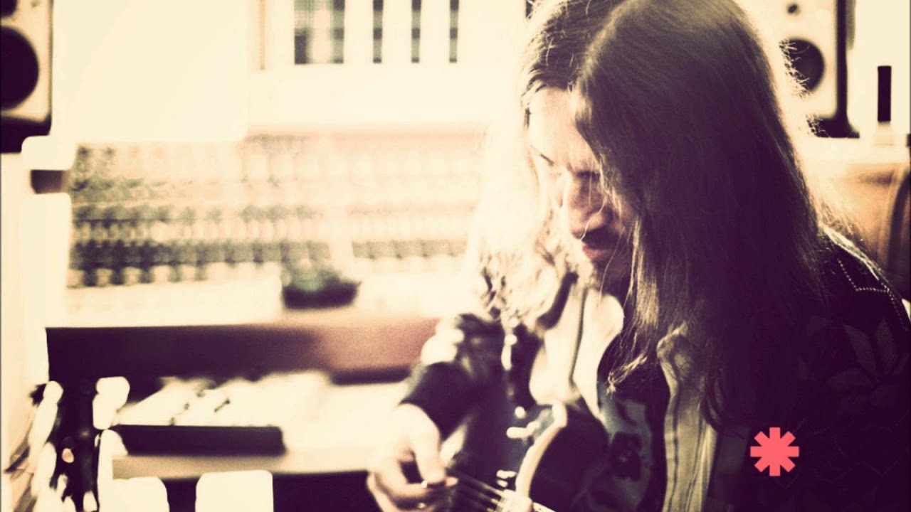 John Frusciante singing Stadium Arcadium