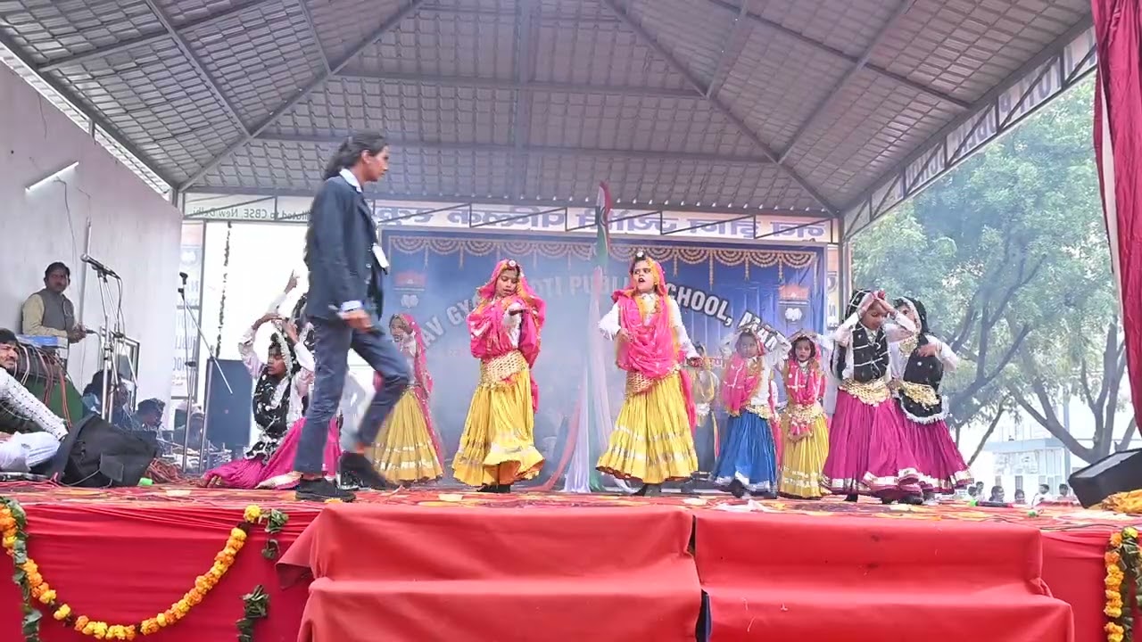 Nasha mukt ho desh hamara part 1 performance by Nav gyan Jyoti Public School, Mandi