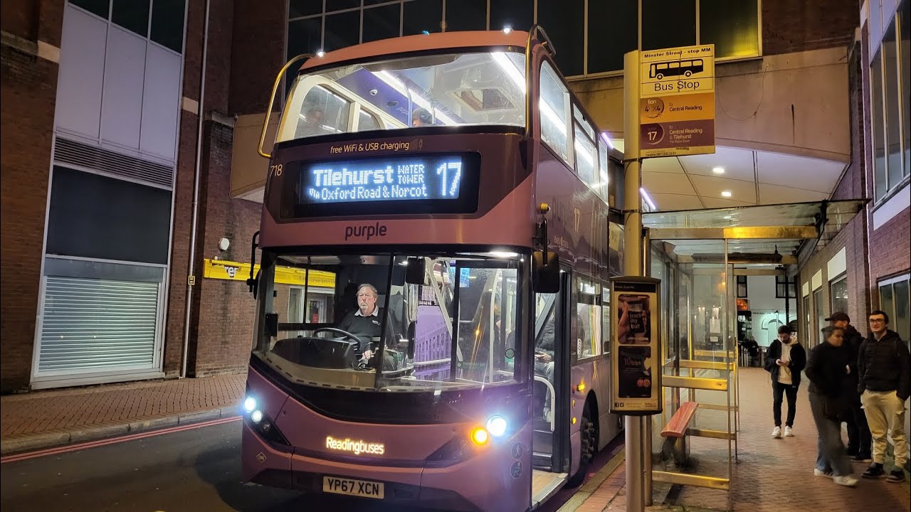 Journey on the Reading buses Route: Purple 17 + announcements onboard