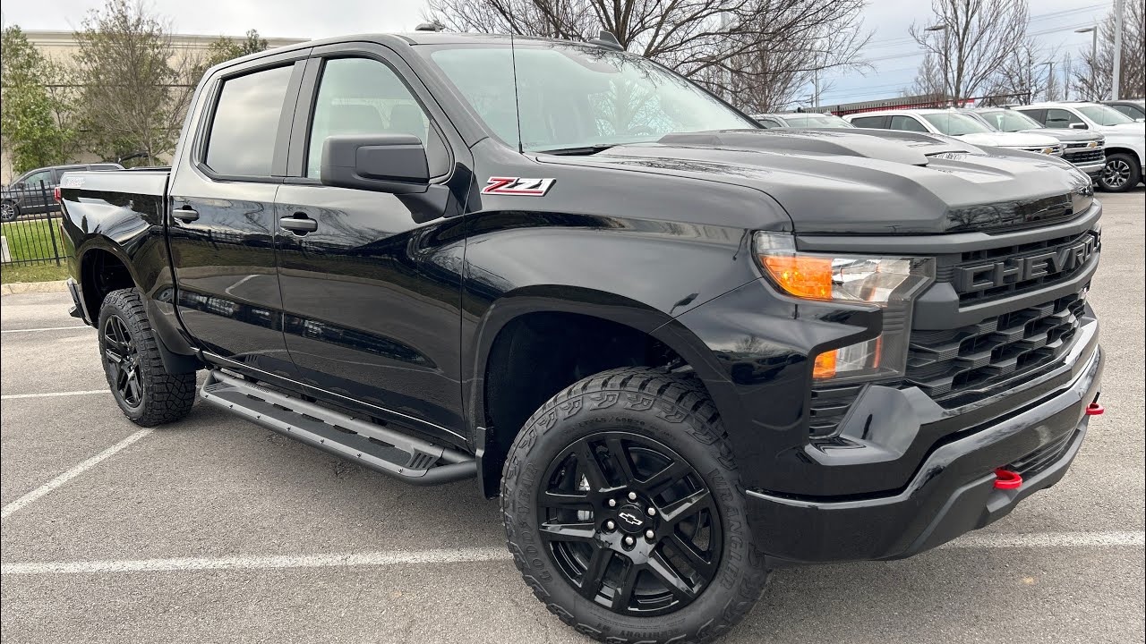 2023 Chevrolet Silverado 1500 Custom Trail Boss POV Test Drive & Review