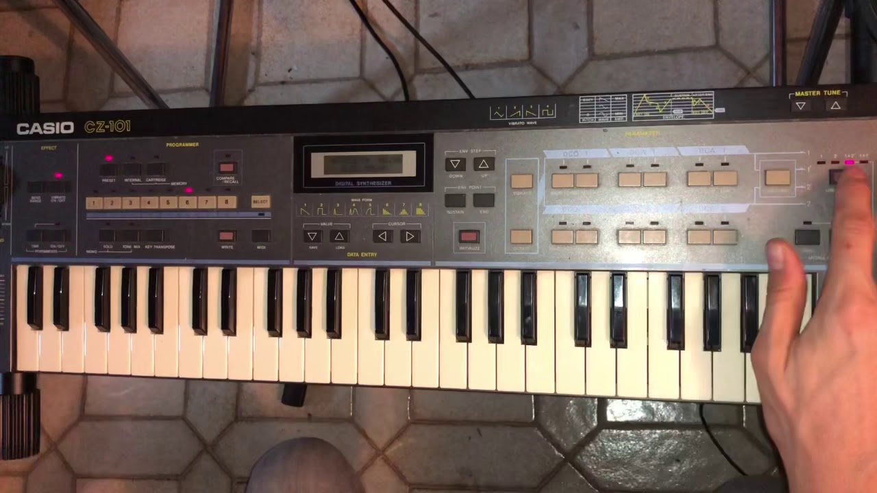 Casio CZ-101 brief Demo
