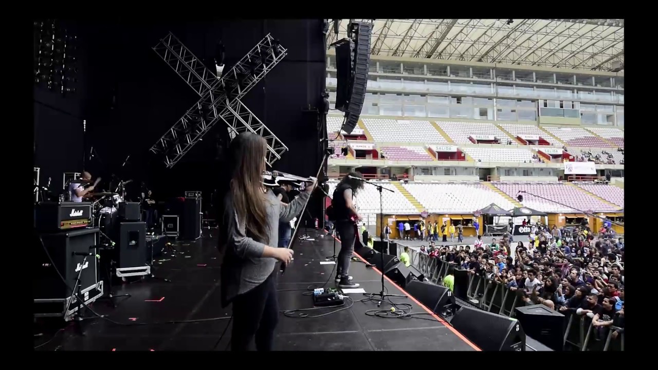 Leusemia Festival Vivo x el Rock 9 Intro Guitar vs Violin / Yo pienso en ti