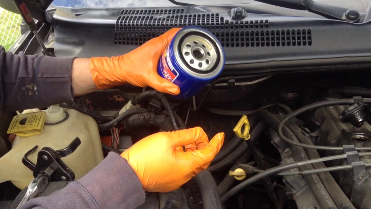 2003 Jeep Grand Cherokee Laredo: Change Engine Oil