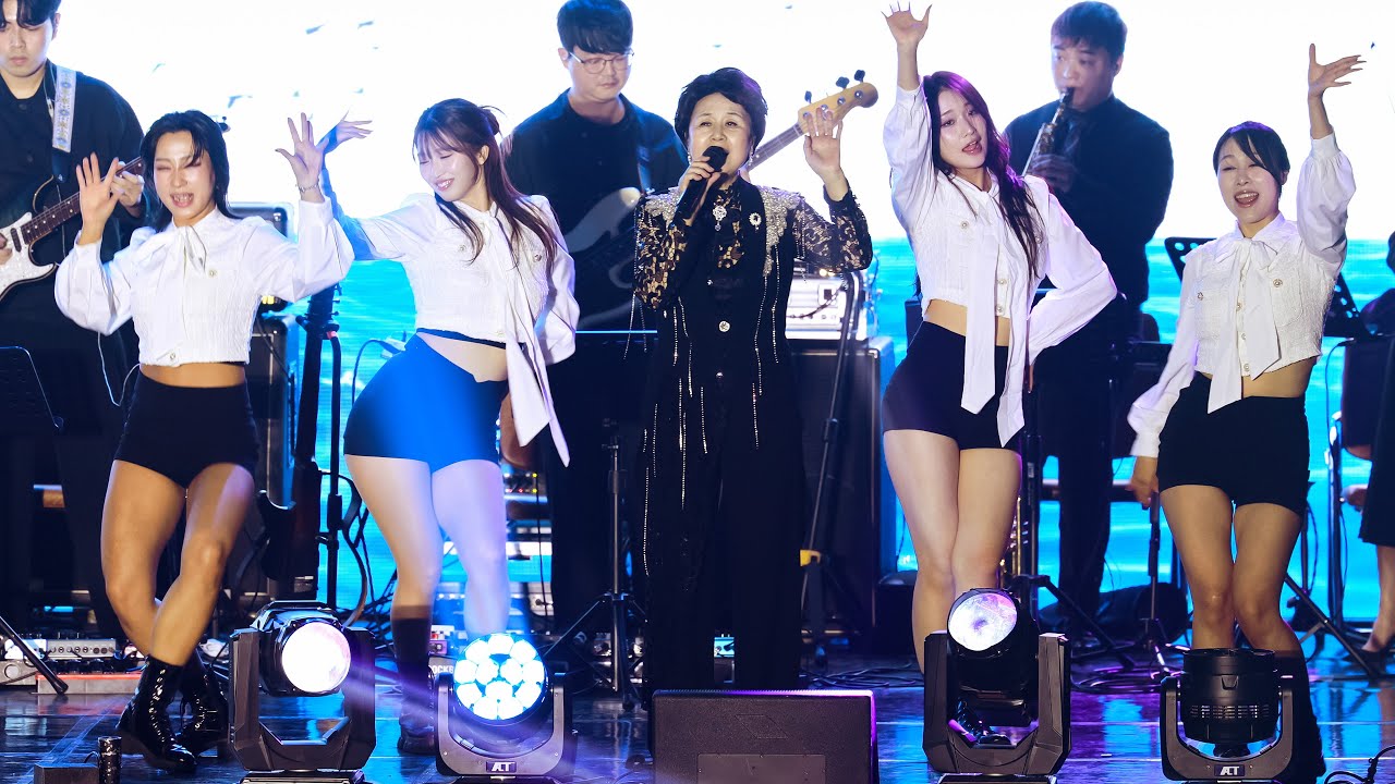 심수봉 2025 태안송년음악회 풀영상 (그때 그 사람 +사랑밖엔 난 몰라 +미워요 + 남자는 배 여자는 항구 + 위스키언더락 +안동역에서 +비나리 + 백만송이장미 + 젊은태양)