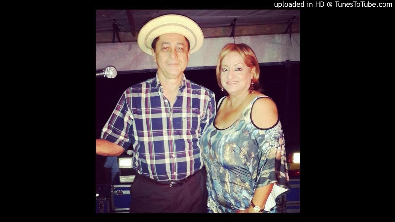 El Que Se Enamora Pierde (En Vivo) - Alfredo Escudero Leonidas & Los Montañeros