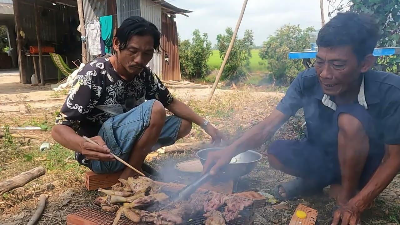 Gà Thả Vườn Chuột Đồng Ướp Muối Ớt Nướng Thơm Phức Ngon Tuyệt Vời ...Tư Ú Nu