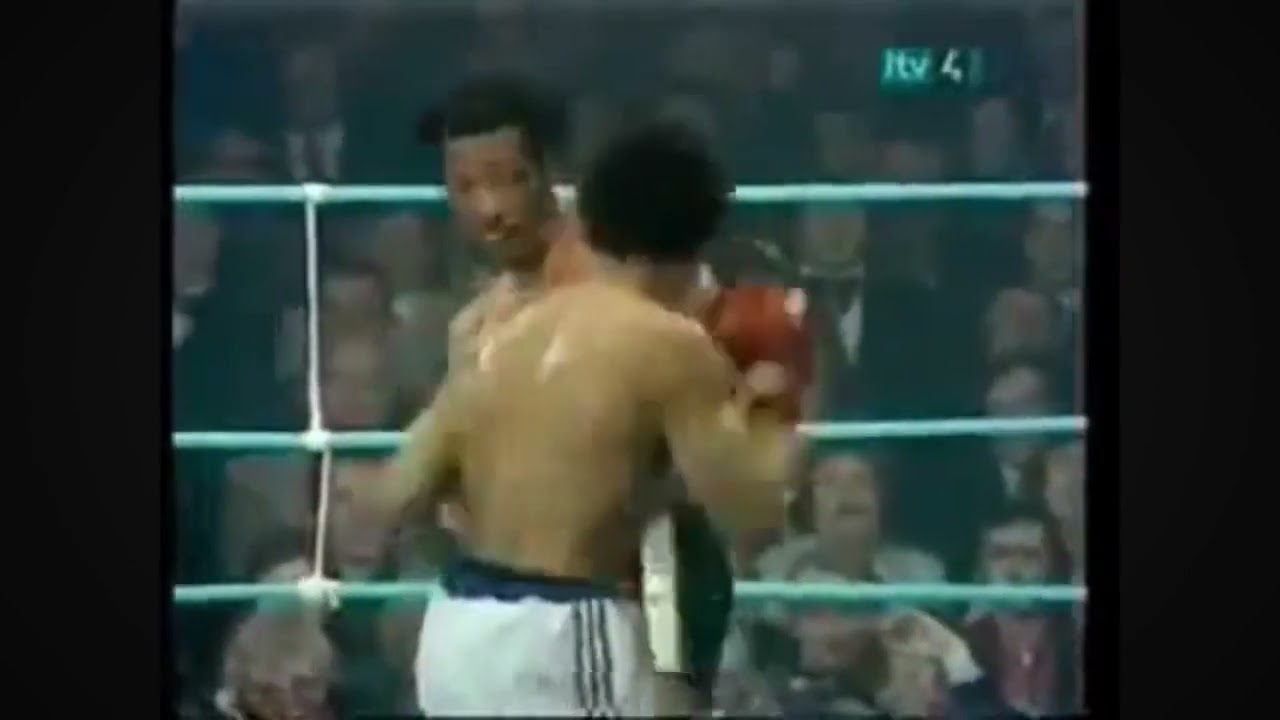 John Conteh Vs Len Hutchins