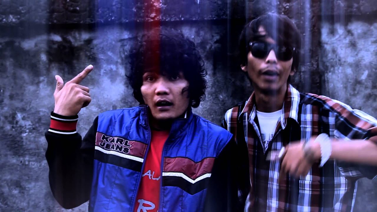 W.A.W Project Ft. Brevin D'Tradisi - Ula Gutul #HiphopKaro