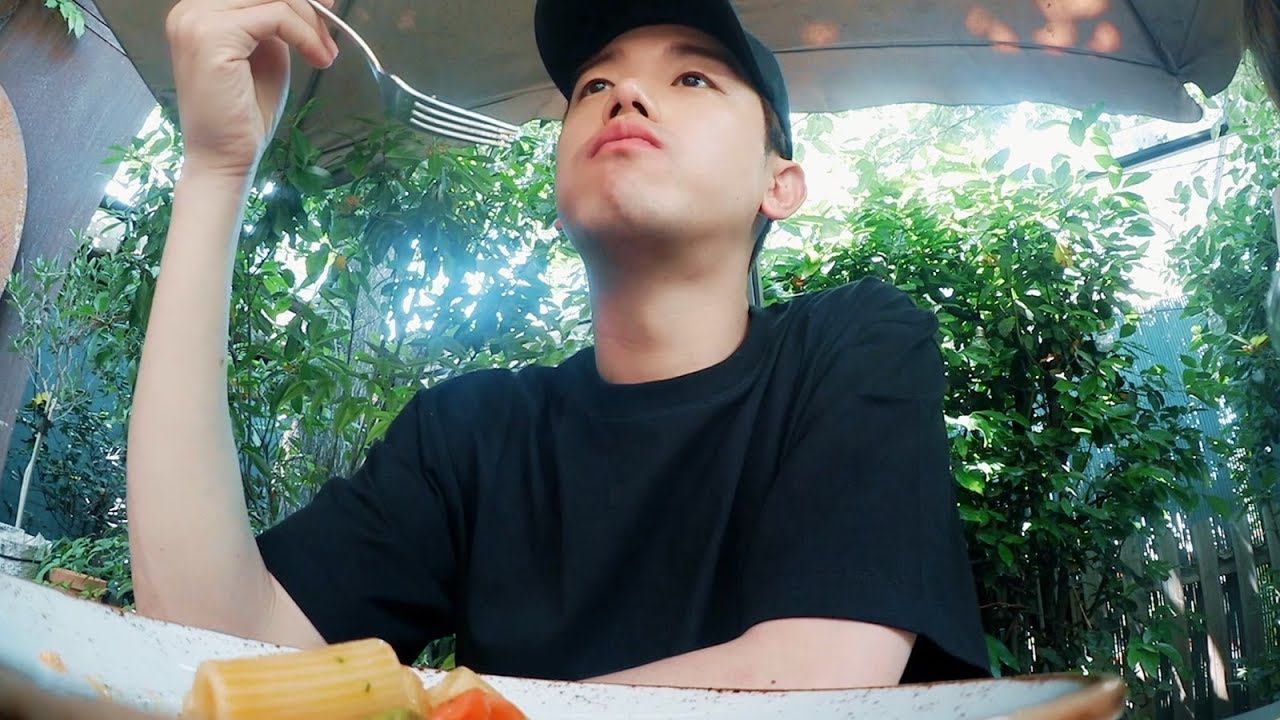 VLOG | ENG) 에릭남의 브이로그 #5 in 밀라노/프라하 - Eric Nam in Milan and Prague VLOG #EricNamEurope2019