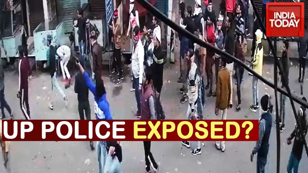 Anti CAA Protest Meerut- Footage Shows U.P Police Pulling Down CCTV Camera