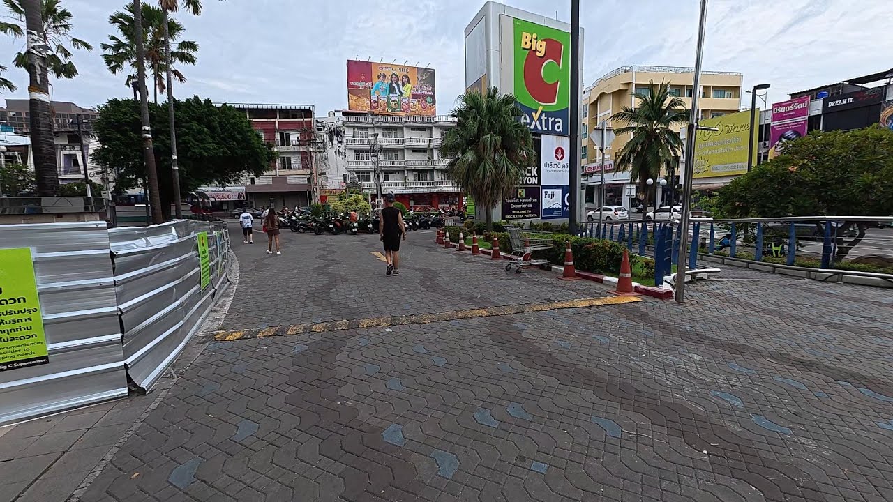 Big C Extra, Central Pattaya Rd, Pattaya | Let's Take A Look What This Store Offers