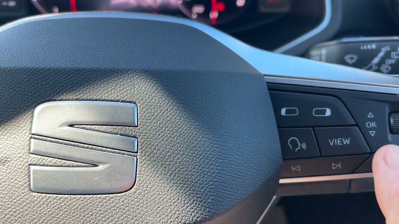 SEAT Arona Digital Dash Hidden Feature! @smccountygarage1997
