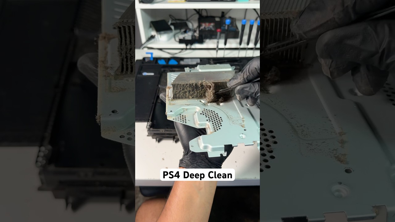 PS4 Deep Clean and Thermal paste replacement #gaming #gamer #cleaning #satisfying #playstation