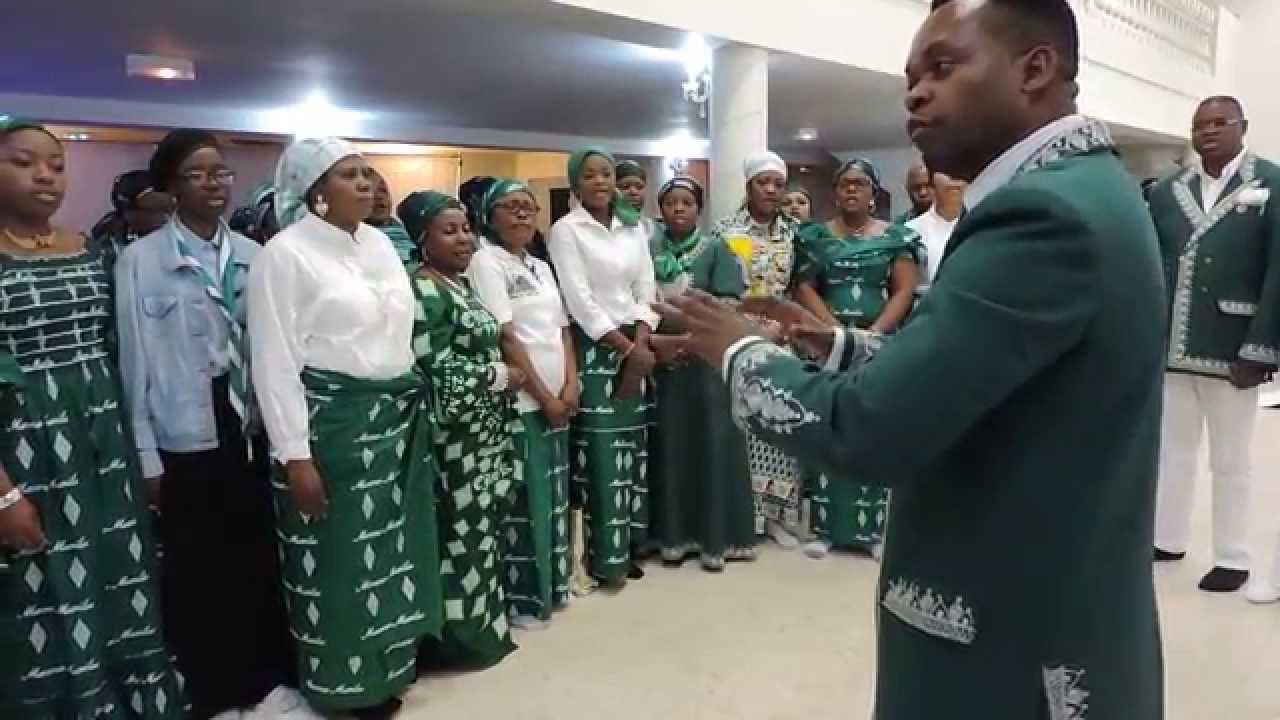 mondimi ya kombo, Dirigeant St Denis