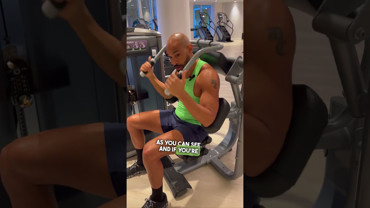 Here’s how to PROPERLY use the ab crunch machine.  #antiaging fitover40 #antiaging fitdad #fitover50