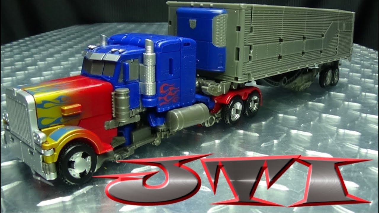 JUST TRANSFORM IT!: Studio Series Leader Optimus Prime